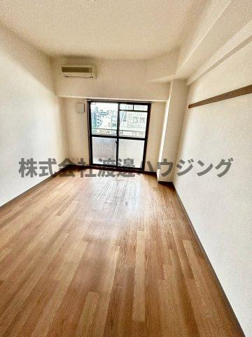 グレイス丸萬の居間・リビング