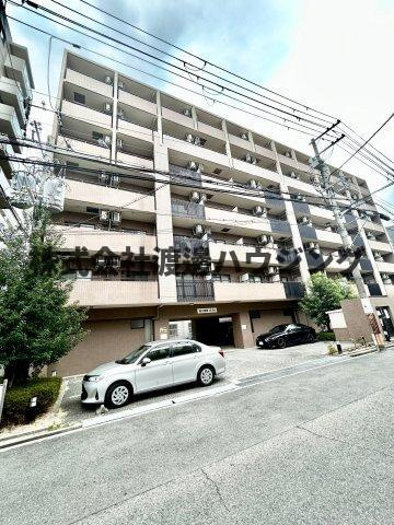 グレイス丸萬の外観