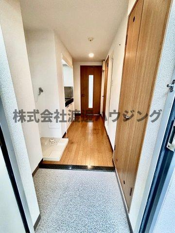 グレイス丸萬の玄関