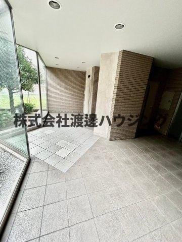 グレイス丸萬のエントランス