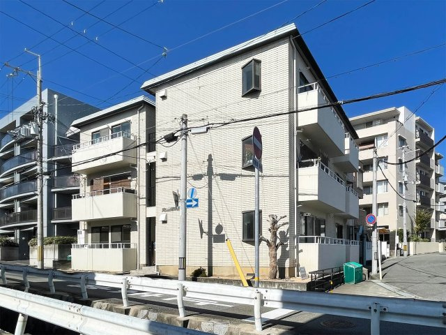 リヴィエール苦楽園の外観|落ち着いた雰囲気の外観です