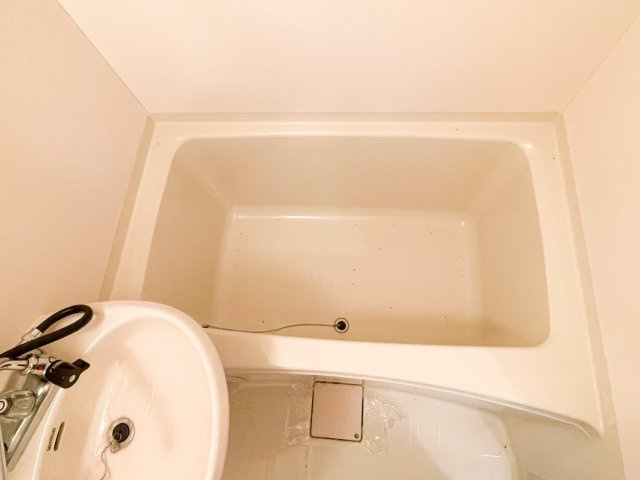 リヴィエール苦楽園の浴室|浴槽部分です