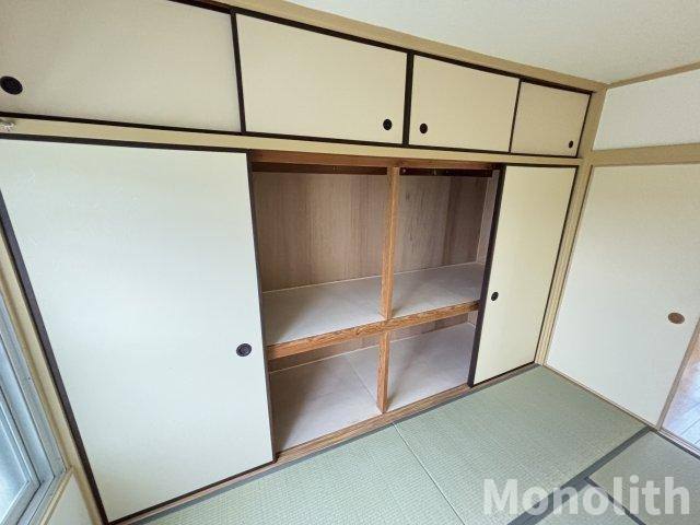 鶴山台50号棟の収納
