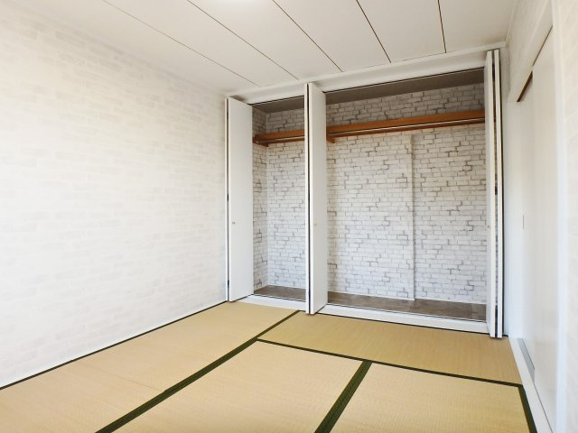逆瀬川ハイツ一号棟の和室