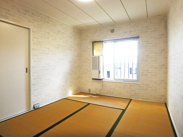 逆瀬川ハイツ一号棟の和室