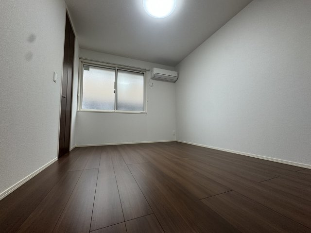 【寝室】パームツリーＢ 