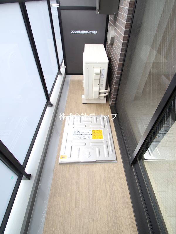 クレヴィスタ横浜大口のバルコニー