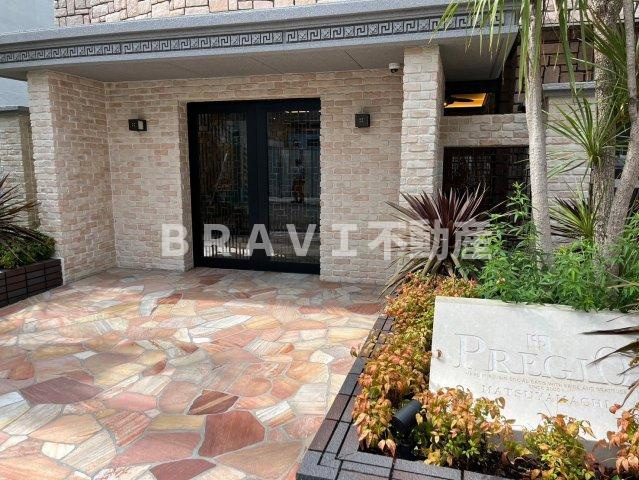 プレジオ松屋町　BRAVI不動産のエントランス|【プレジオ松屋町】毎日通るエントランスはこのようになっています