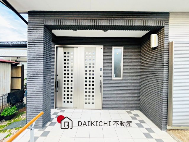 【玄関】 | 加須市騎西　中古戸建