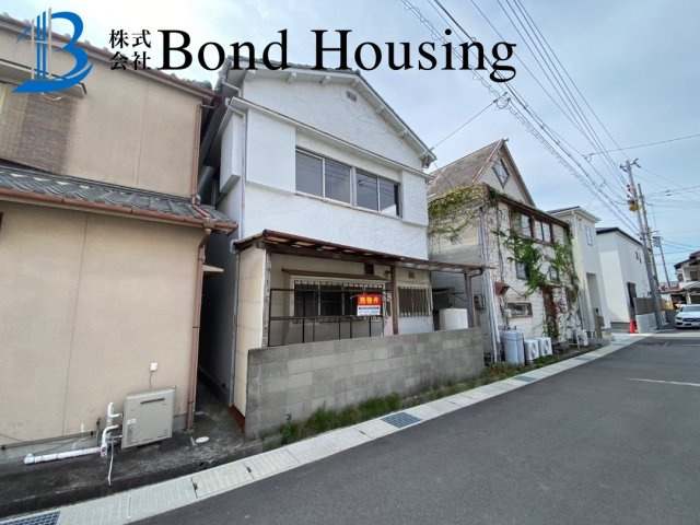 西江井ヶ島駅徒歩6分・海近物件・大久保町西島　築49年の前面道路含む現地写真