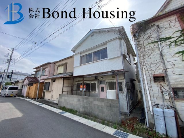 西江井ヶ島駅徒歩6分・海近物件・大久保町西島　築49年の前面道路含む現地写真