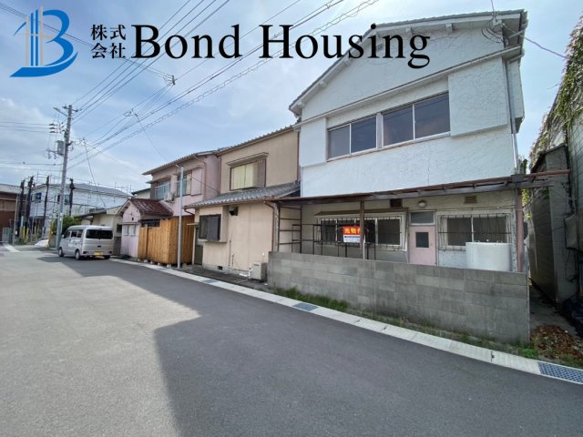 西江井ヶ島駅徒歩6分・海近物件・大久保町西島　築49年の前面道路含む現地写真