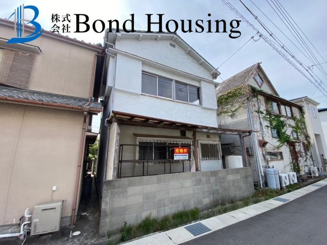 西江井ヶ島駅徒歩6分・海近物件・大久保町西島　築49年の前面道路含む現地写真