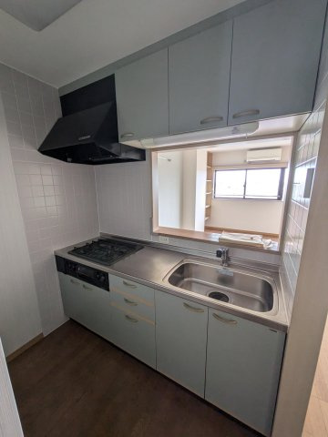 アーバンステージ府中のキッチン|※同タイプの別の部屋です。