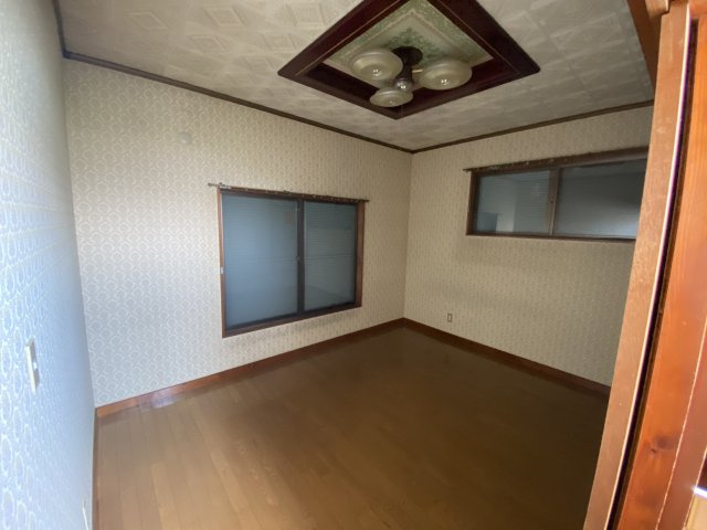小山市乙女1丁目　中古戸建の洋室
