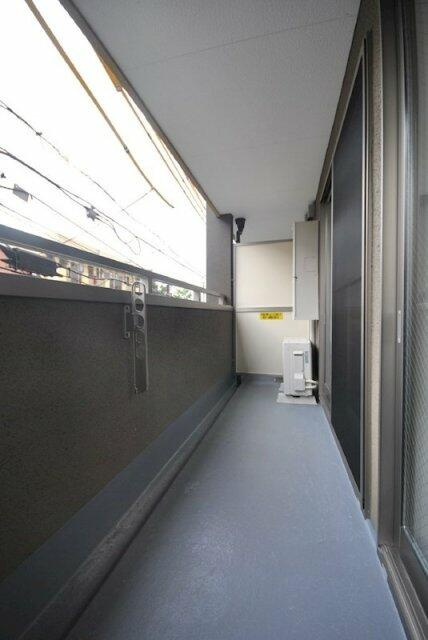 オクドテラスのバルコニー