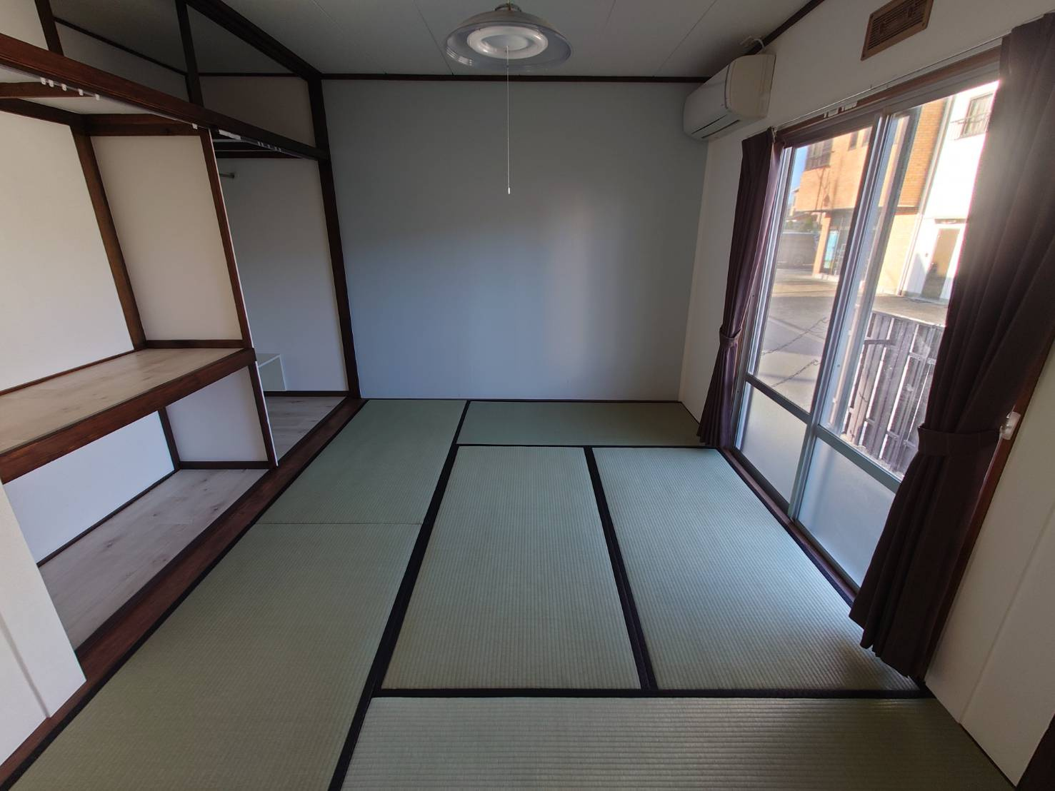来客時にも便利な和室付き