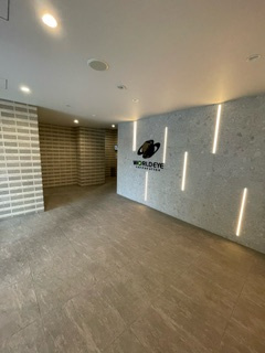 【ロビー】 | ワールドアイ梅田WEST | ゆとりのあるロビーです