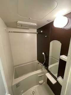 【浴室】 | ワールドアイ梅田WEST | 日々の暮らしに欠かせないお風呂です