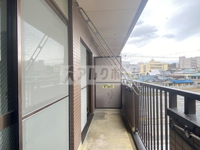 パラシオン旭ヶ丘のバルコニー