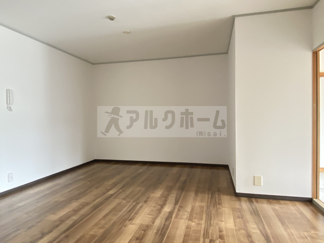 パラシオン旭ヶ丘の居間・リビング