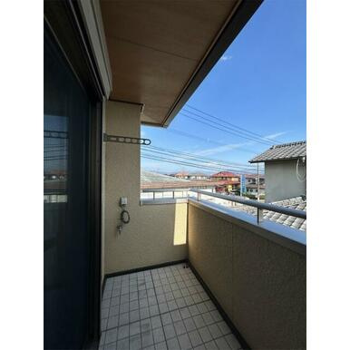 すずかけ台貸家のバルコニー