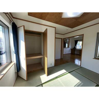 すずかけ台貸家の和室