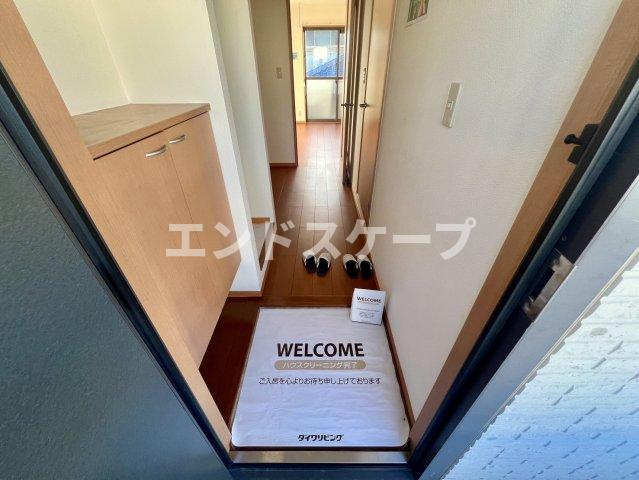 メゾン飯塚の玄関|高崎、前橋エリアのお部屋探しはエンドスケープまで！お客様の理想お聞かせ下さい♪