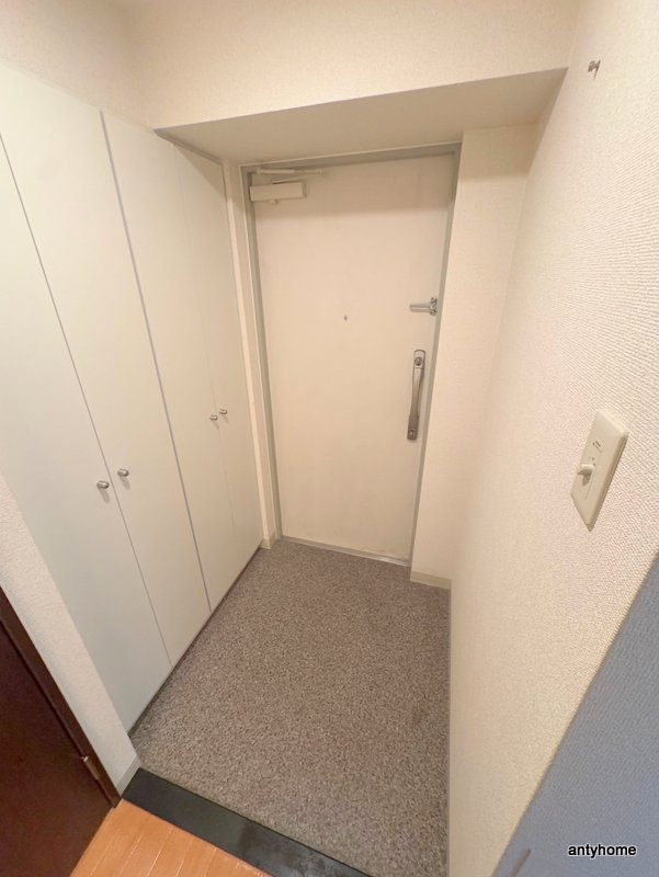 ビバーチェ鷺洲　仲介手数料無料の玄関