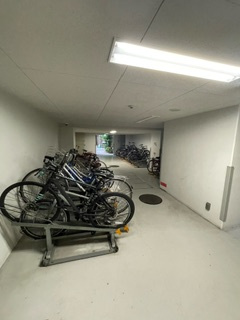 【駐車場】 | エス・キュート京町堀 | 駐車場に車を止められます