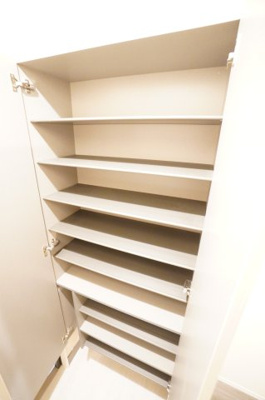 【収納】 | リンカーン源 | ※同物件・反転タイプの写真です。