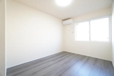 【洋室】 | リンカーン源 | ※同物件・反転タイプの写真です。