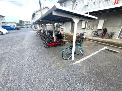 フローラルアイダE棟のその他共用部分|駐輪場です