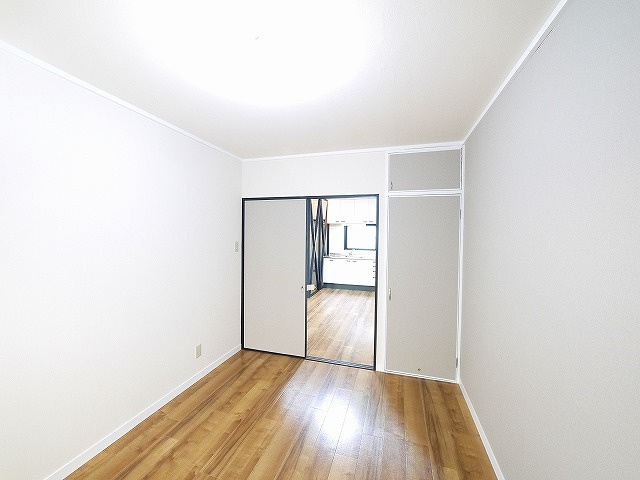 グローバルプラザの洋室|スタンダードな洋室です