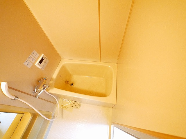 グローバルプラザの浴室|日々の疲れを癒すお風呂付です