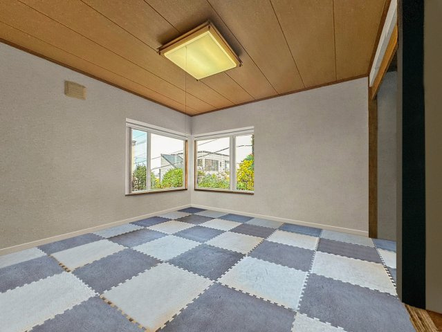 西区平和3条７丁目　一戸建ての和室|和室　8帖