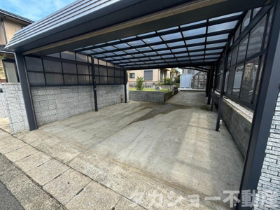 【駐車場】 | 市原市辰巳台東4丁目　中古戸建 | 駐車場があるので、車を買う予定の方も安心です