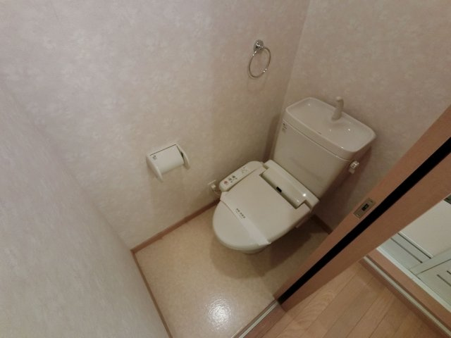 【トイレ】 | クラウンズワン箱崎 | 別号室の写真になります。現況優先。
