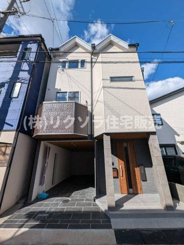 伊加賀栄町　中古一戸建ての外観|新しい生活にいかがでしょうか？外観はお住まいの顔になります。こだわりたいポイントですね。外壁塗装や屋根塗装のご相談も承っております。
■現地内覧・資金計画相談・住宅ローン相談もお問合せ受付中■