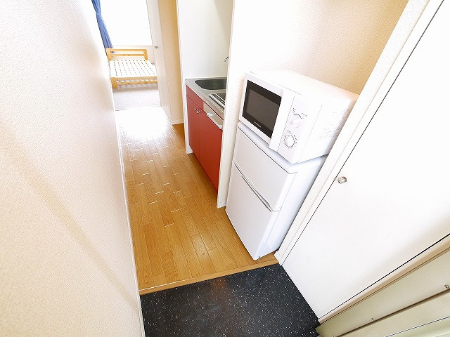 レオパレス秋桜の玄関|毎日通る玄関はこちらです