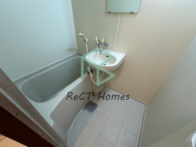 MISTRAL岡田の浴室