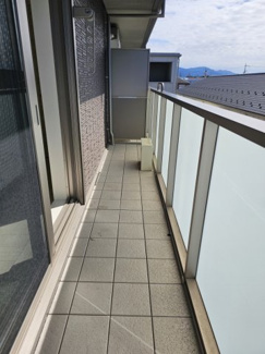【バルコニー】 | ShaMaison SOLUTIONS VIII | 日当たりも良く、横に長いバルコニーです