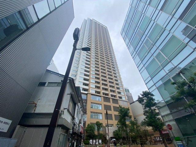 プレジデントビル