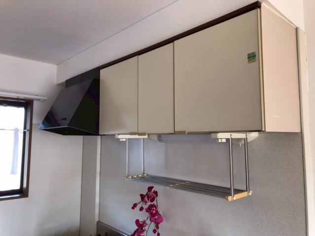 マイシャトー平須のキッチン|お気に入りの食器もたくさん収納♪