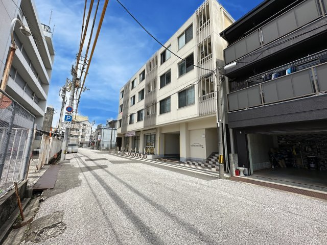 HARIMAYA STAYSの外観