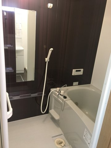 ポルトボナーの浴室