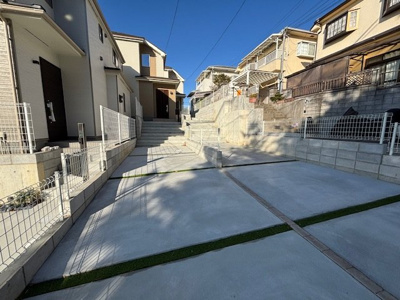 【駐車場】 | 神戸市垂水区多聞台5丁目　 新築戸建２号棟　仲介手数料無料！ | 駐車場があります