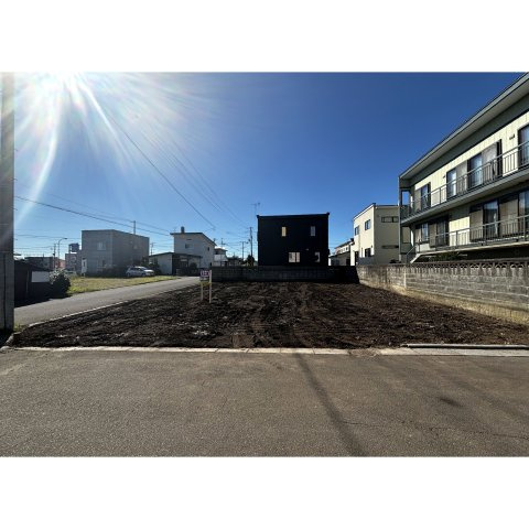 函館市富岡町2丁目　南東角地の外観