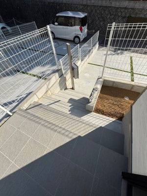 【エントランス】 | 神戸市垂水区多聞台5丁目 　新築戸建3号棟　仲介手数料無料！ | 垂水区多聞台5　新築3号棟　仲介手数料無料！