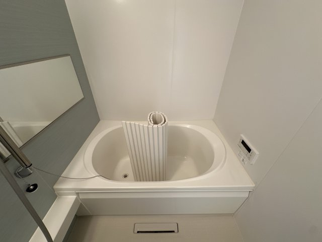 シャーメゾン英賀保東の浴室